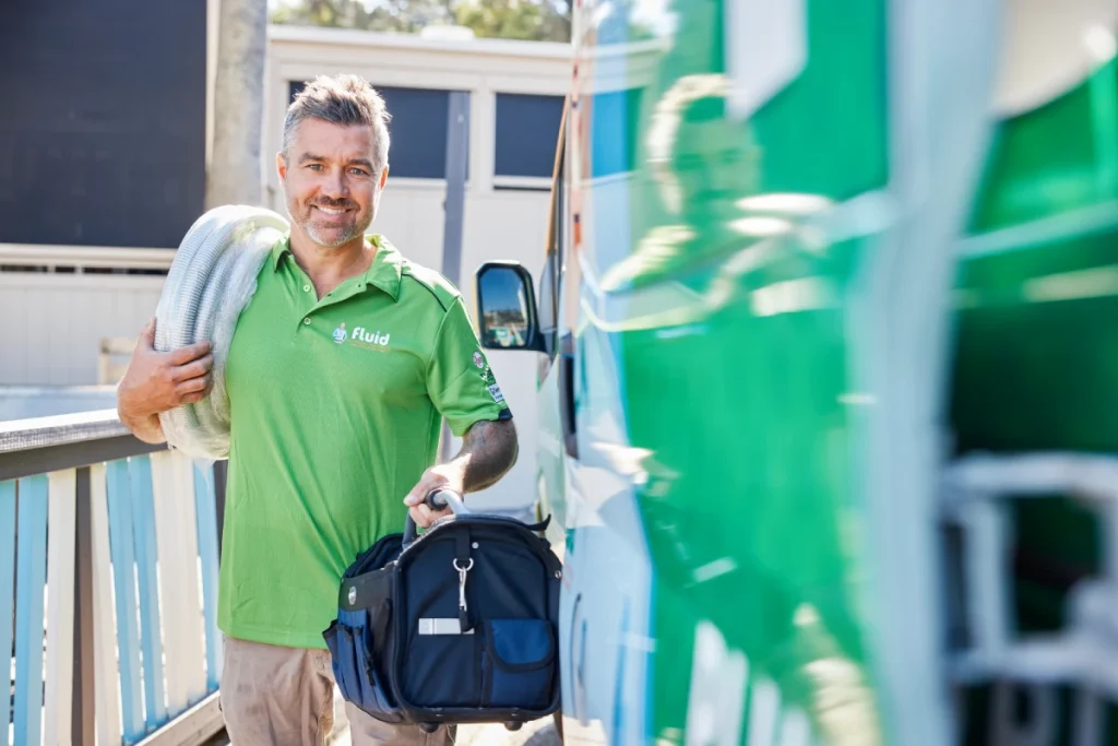 fluid plumbing service
